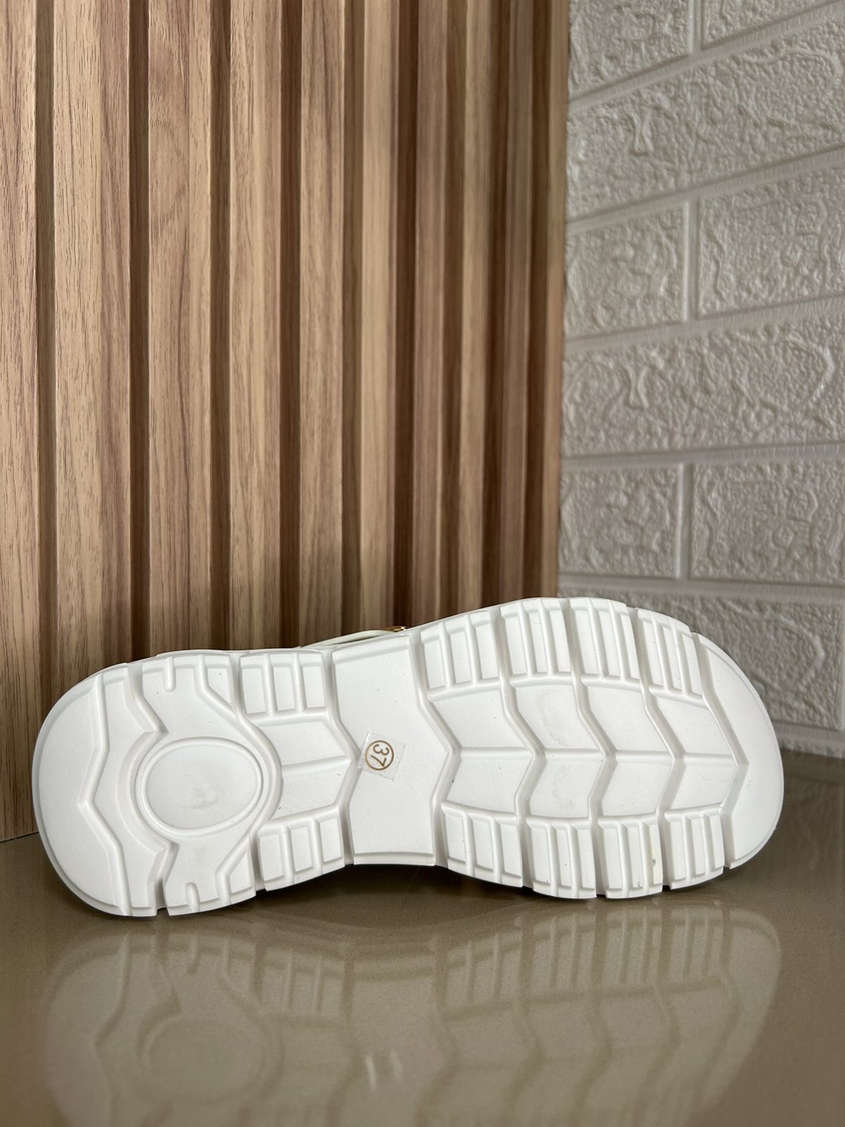 Дамски обувки